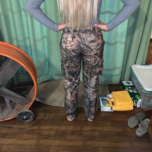Camouflage hunting pants